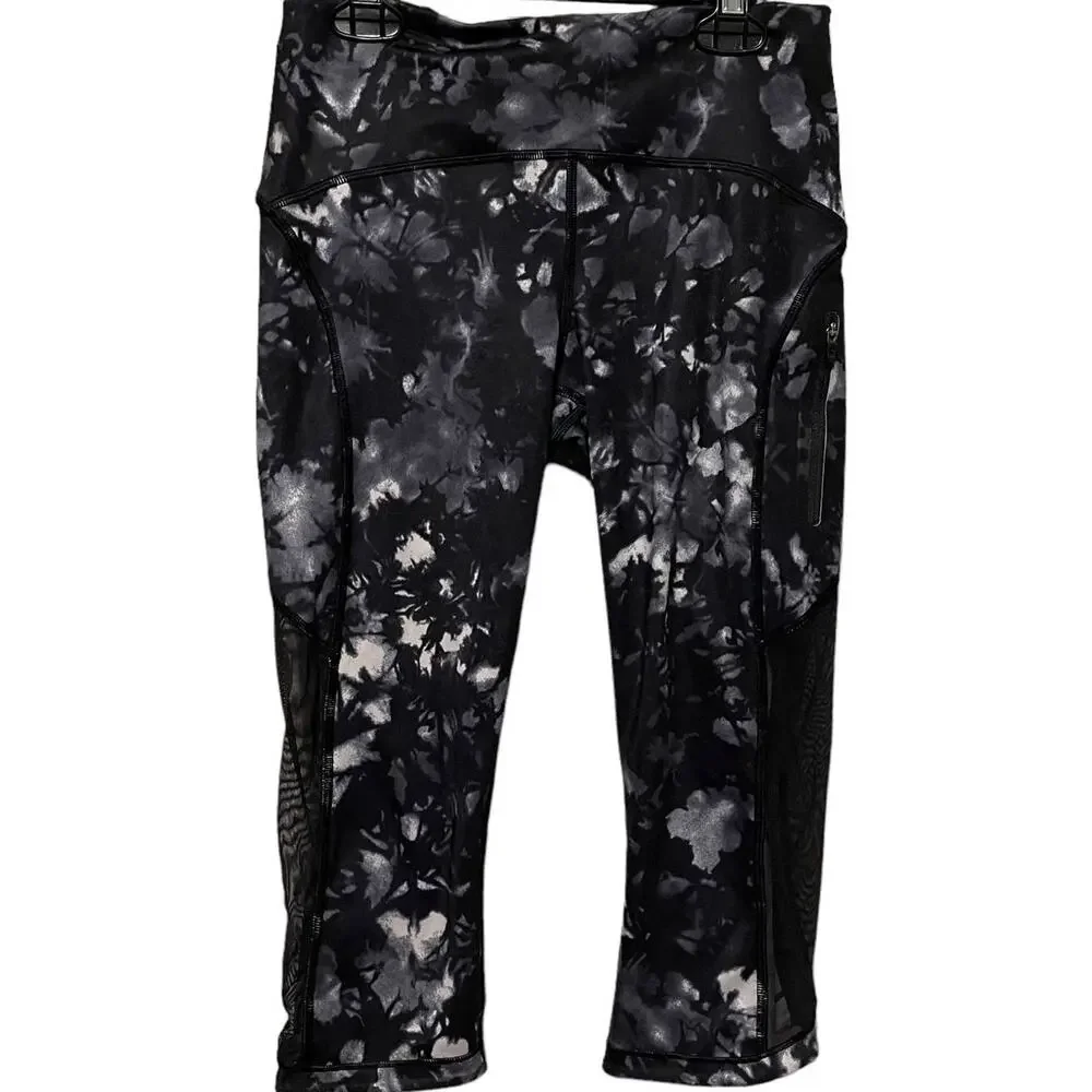 Lululemon athletica Black/White Abstract Floral Mesh Cropped Leggings